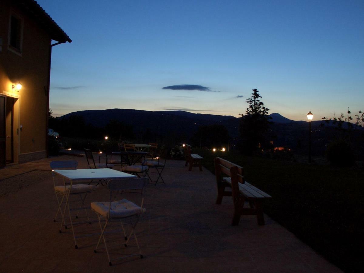 Al Castello Villa San Severino Marche Exteriör bild